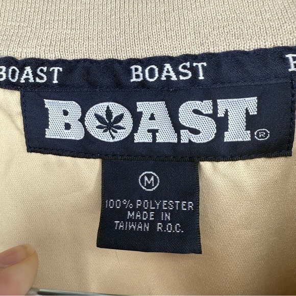 Boast Beige V-Neck Pullover in Sueded Material Size Medium GUC - Picture 2 of 5